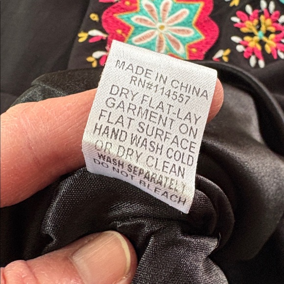 THML sz M black dress with colorful embroidery - Picture 7 of 7